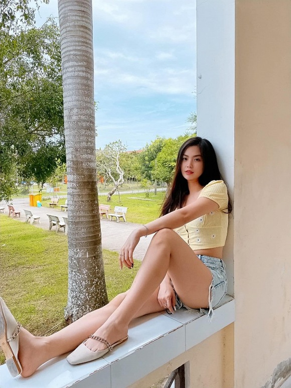 Á hậu Diễm Trang cùng chồng con về nước sau 9 tháng kẹt ở Ba Lan - 2 Á hậu Diễm Trang cùng chồng con về nước sau 9 tháng kẹt ở Ba Lan - 2