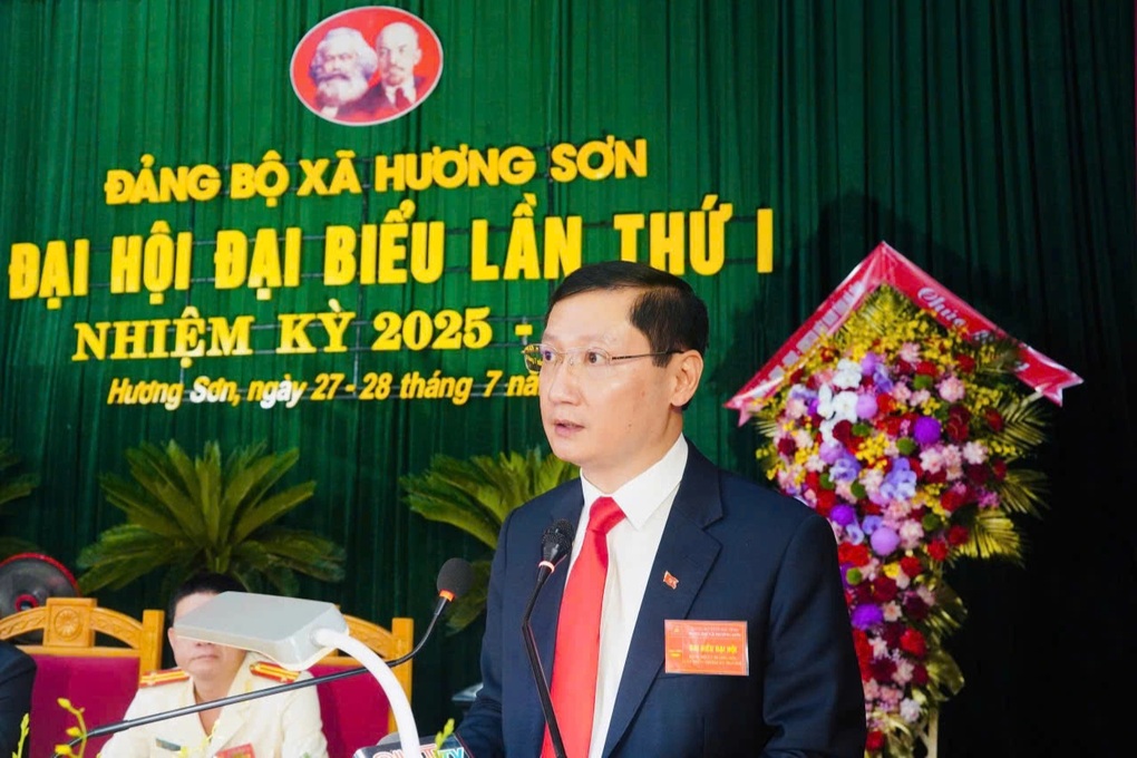 Thường trực Ban Bí thư Trần Cẩm Tú dự Đại hội Đảng bộ xã Hương Sơn - 3 Thường trực Ban Bí thư Trần Cẩm Tú dự Đại hội Đảng bộ xã Hương Sơn - 3