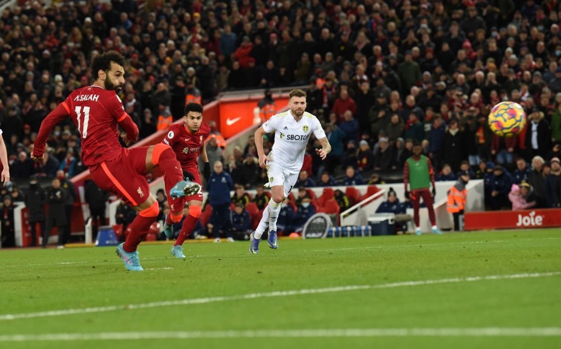 Liverpool chỉ còn kém Man City ba điểm - 1 Liverpool chỉ còn kém Man City ba điểm - 1