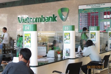 Chủ tịch HĐQT và Tổng Giám đốc Vietcombank đều tái đắc cử