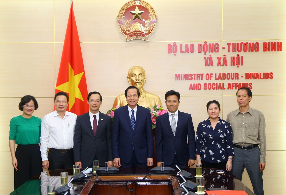 Bộ LĐ-TBXH: Bổ nhiệm Tổng cục trưởng Tổng cục Giáo dục nghề nghiệp - 2 Bộ LĐ-TBXH: Bổ nhiệm Tổng cục trưởng Tổng cục Giáo dục nghề nghiệp - 2