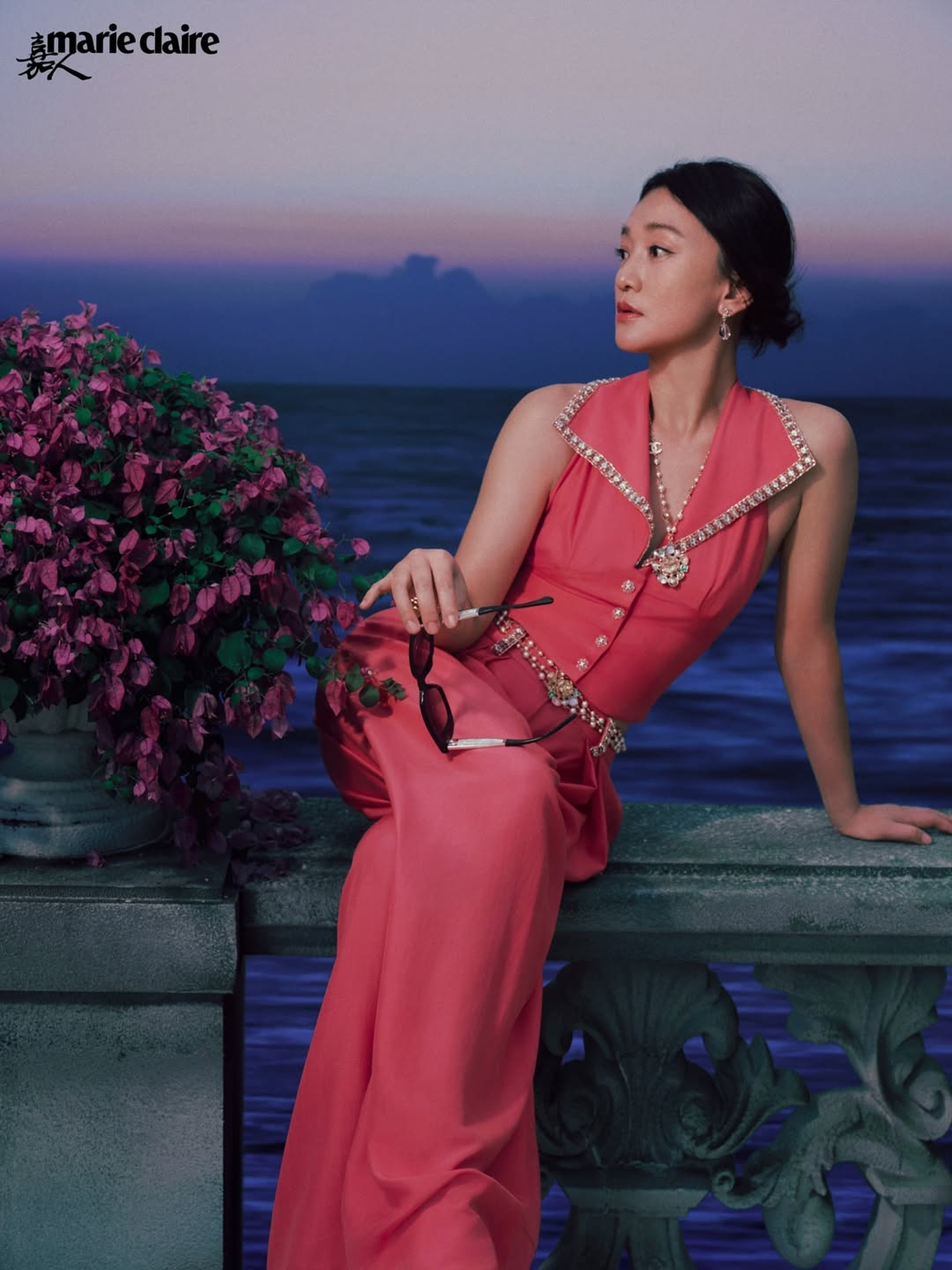 Châu Tấn trẻ đẹp đáng kinh ngạc ở tuổi 50 - 2