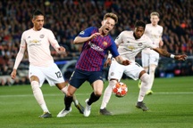 Man Utd chạm mặt Barcelona ở vòng play-off Europa League
