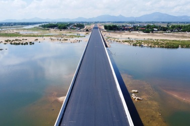 Nhiều đoạn cao tốc qua miền Trung sẽ thông xe trước ngày 19/8