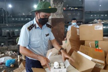 Lãnh đạo Bộ Y tế chỉ rõ hành vi tiếp tay cho vấn nạn mỹ phẩm giả tràn lan