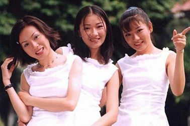 Tam ca Áo trắng một thời "ngày nào cũng lên tivi" ra sao sau 20 năm ở ẩn?