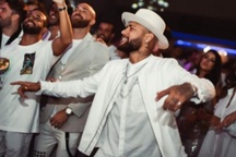 Neymar bị chỉ trích vì mời khách tiệc tùng giữa đại dịch Covid-19