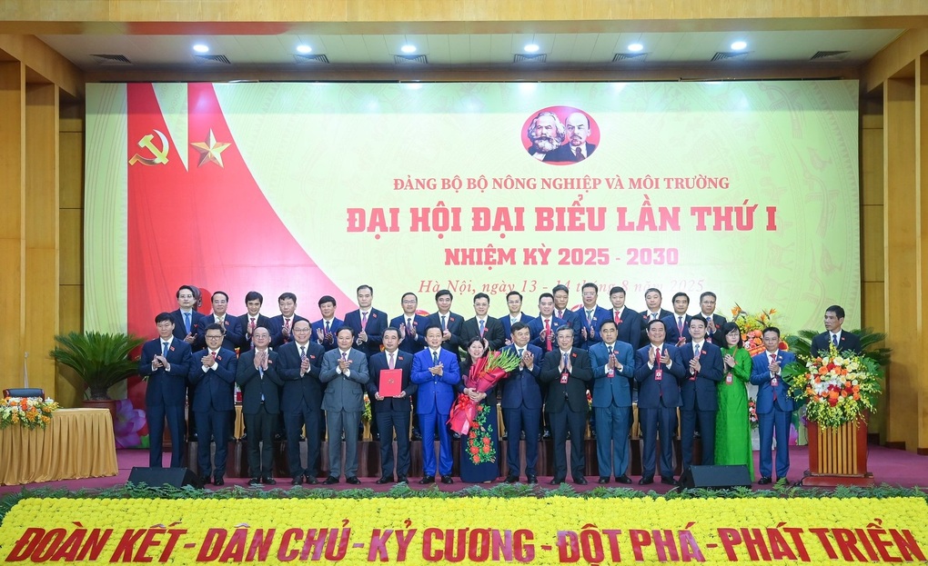 Quyền Bộ trưởng Trần Đức Thắng giữ chức Bí thư Đảng ủy Bộ NNMT - 1 Quyền Bộ trưởng Trần Đức Thắng giữ chức Bí thư Đảng ủy Bộ NNMT - 1