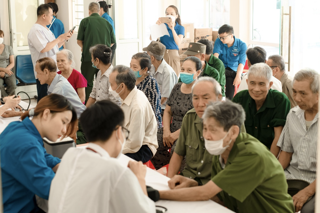 Nhiều hoạt động thiết thực đền ơn đáp nghĩa của đoàn viên, thanh niên - 4 Nhiều hoạt động thiết thực đền ơn đáp nghĩa của đoàn viên, thanh niên - 4