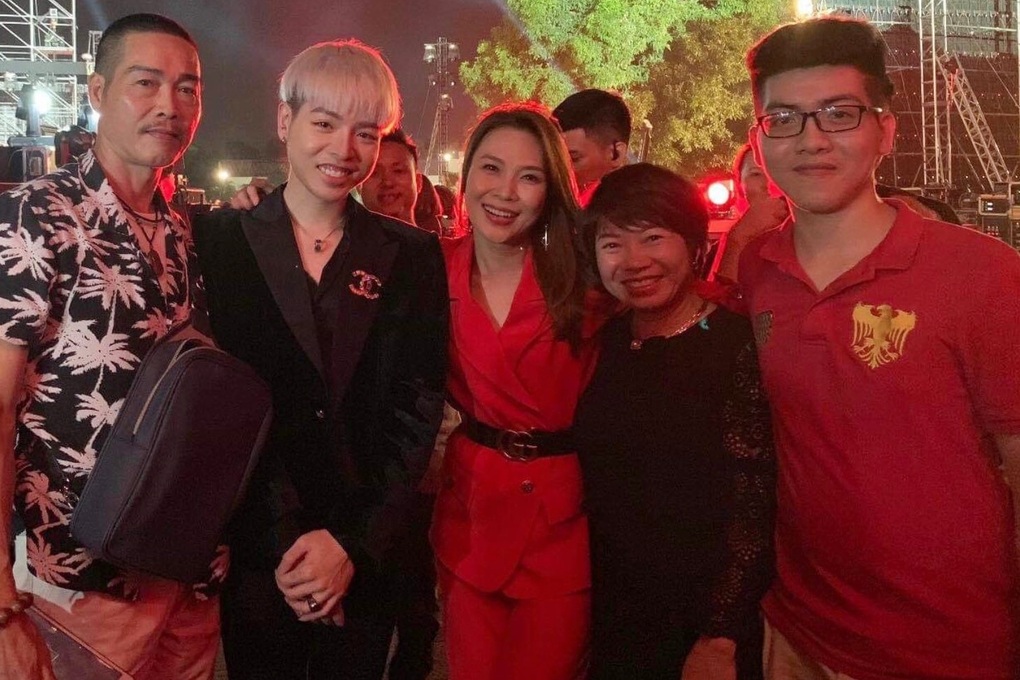 Bố Đức Phúc viết thư xúc động cảm ơn Mỹ Tâm vì cú bấm thay đổi cuộc đời - 2 Bố Đức Phúc viết thư xúc động cảm ơn Mỹ Tâm vì cú bấm thay đổi cuộc đời - 2