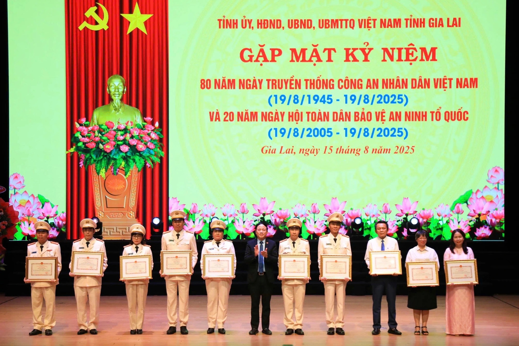 Công an tỉnh Gia Lai đã triệt phá hàng trăm vụ án lớn - 3
