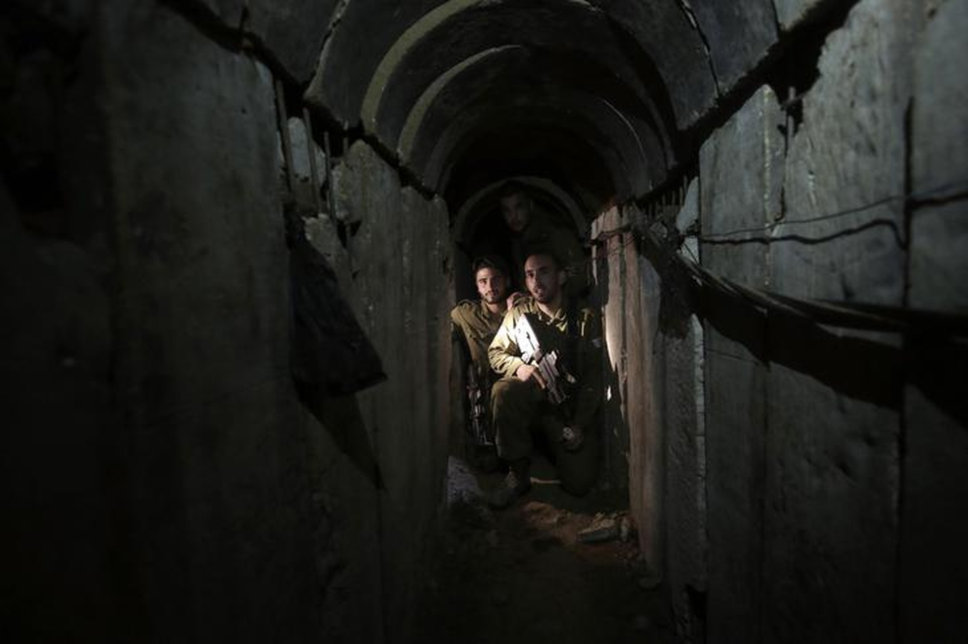 Một tháng chiến sự Israel-Hamas rung chuyển chảo lửa Trung Đông - 13 Một tháng chiến sự Israel-Hamas rung chuyển chảo lửa Trung Đông - 13