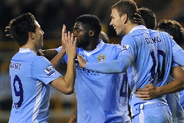 “Vùi dập” Wolves, Man City vào tứ kết League Cup