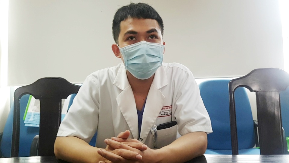 Bác sĩ tình nguyện vào tâm dịch Covid-19: Chọn nghề phải xứng với nghề! - 4 Bác sĩ tình nguyện vào tâm dịch Covid-19: Chọn nghề phải xứng với nghề! - 4