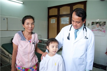 Nối thêm nhịp tim cho bệnh nhân nghèo