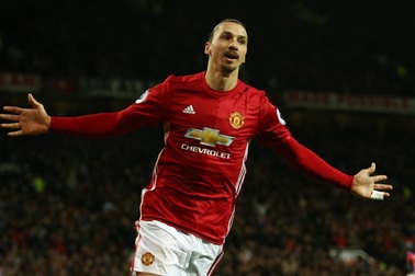 Mourinho sẵn sàng để Ibrahimovic rời MU