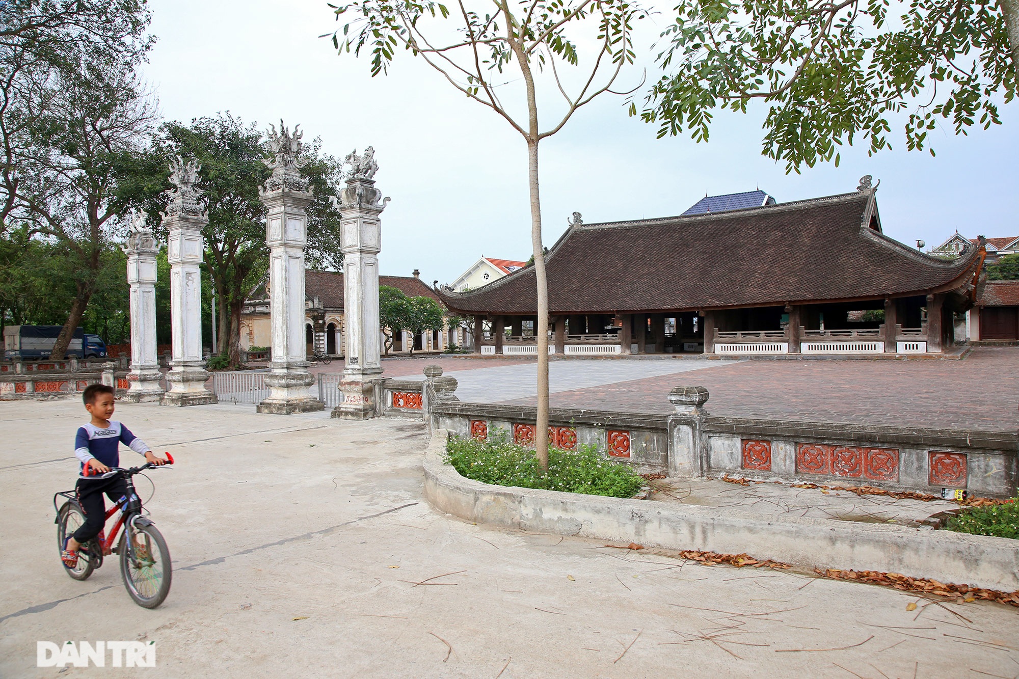 Những ngôi đình cổ mang kiến trúc dân gian độc đáo nhất đồng bằng Bắc Bộ - 6 Những ngôi đình cổ mang kiến trúc dân gian độc đáo nhất đồng bằng Bắc Bộ - 6