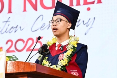 Nam sinh người Sán Chỉ tốt nghiệp thủ khoa ĐH Bách khoa Hà Nội