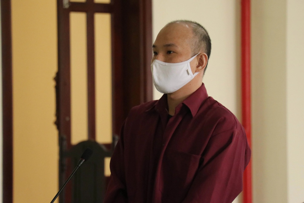 Tử hình đối tượng đi SH chuyển 17 kg ma túy, mang 3 khẩu súng phòng thân - 2 Tử hình đối tượng đi SH chuyển 17 kg ma túy, mang 3 khẩu súng phòng thân - 2