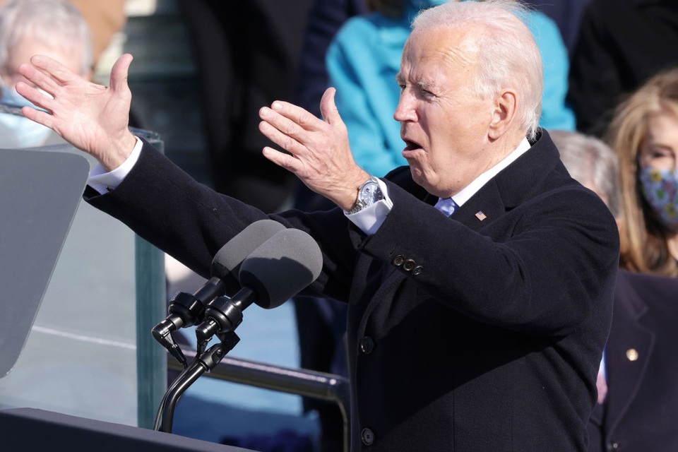 Đồng hồ hàng hiệu của ông Biden gây chú ý trong lễ nhậm chức - 1 Đồng hồ hàng hiệu của ông Biden gây chú ý trong lễ nhậm chức - 1