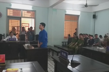 Cựu Thiếu úy công an tạt axit vào vợ sắp cưới lãnh 6 năm tù