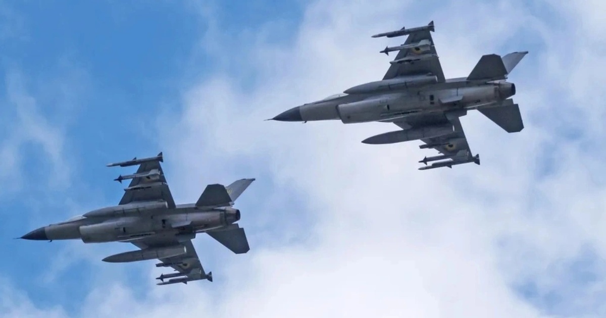 Ukraine mất thêm tiêm kích F-16, Tổng thống Zelensky ra lệnh khẩn
