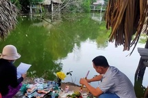 Thương tâm, bé trai 8 tuổi ngã ao nước trong quán ăn tử vong