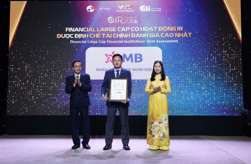 MB nhận 2 giải thưởng tại IR Awards 2024 - 2 MB nhận 2 giải thưởng tại IR Awards 2024 - 2