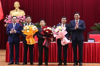 Giáo sư Thái Văn Thành làm Phó Chủ tịch UBND tỉnh Nghệ An