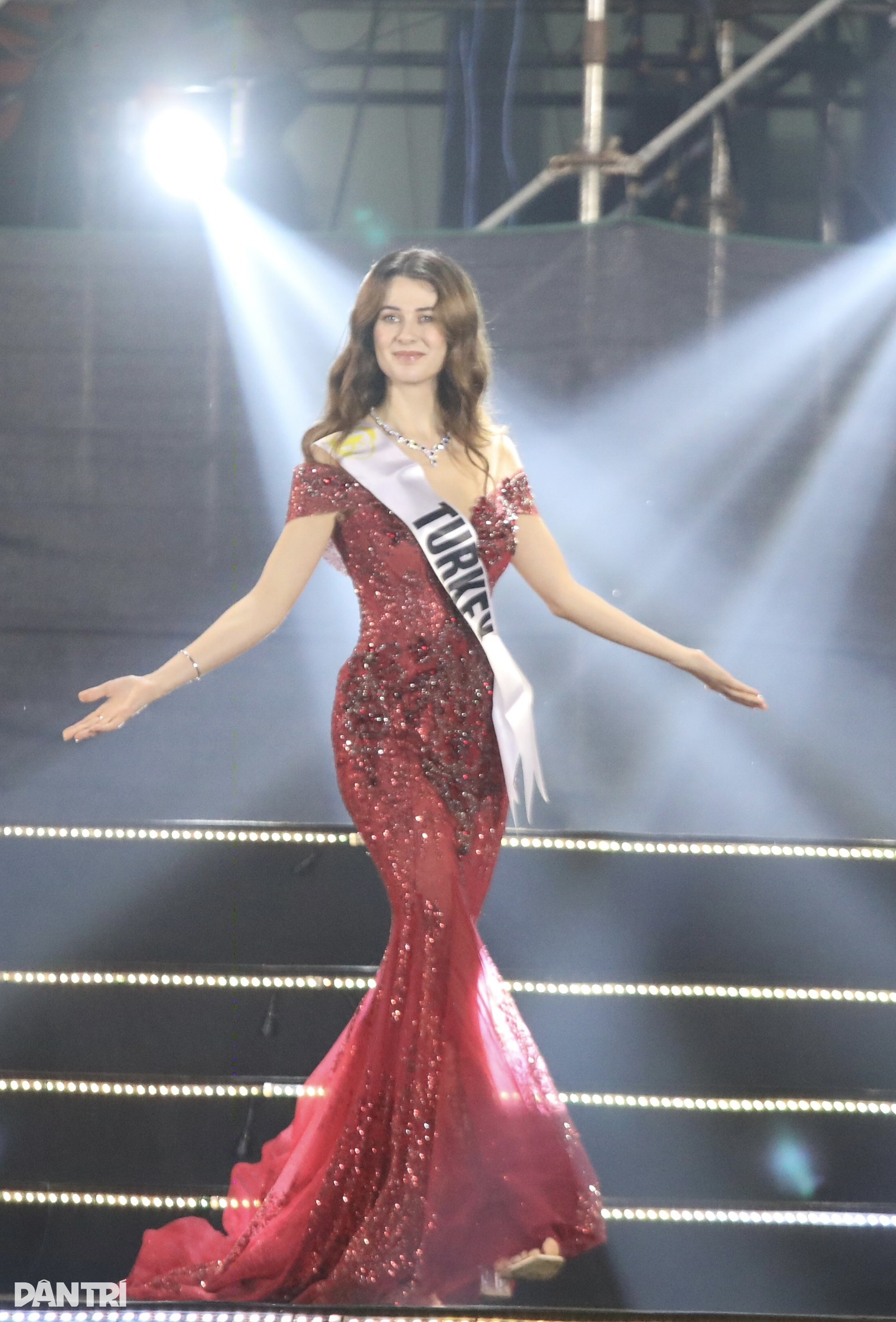 Người đẹp Nhật Bản đăng quang Hoa hậu Du lịch thế giới, Hương Ly Á hậu 2 - 7 Người đẹp Nhật Bản đăng quang Hoa hậu Du lịch thế giới, Hương Ly Á hậu 2 - 7