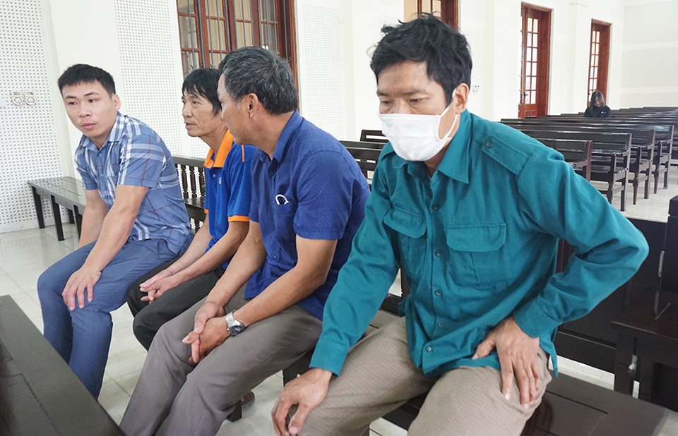 Nước mắt gã trai trót đẩy anh vào tù - 3 Nước mắt gã trai trót đẩy anh vào tù - 3