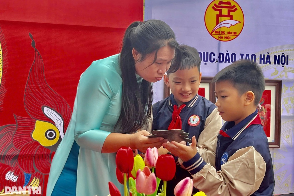 Giám đốc Sở GDĐT Hà Nội: Những vụ bạo lực học đường chỉ là cá biệt - 3 Giám đốc Sở GDĐT Hà Nội: Những vụ bạo lực học đường chỉ là cá biệt - 3