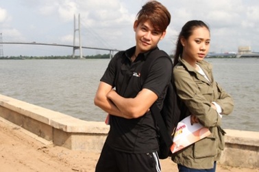 Phùng Ngọc Huy cùng Bích Trâm “du hí” miền Tây