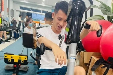 Tín hiệu vui từ Hùng Dũng, bắt đầu hành trình trở lại sân cỏ