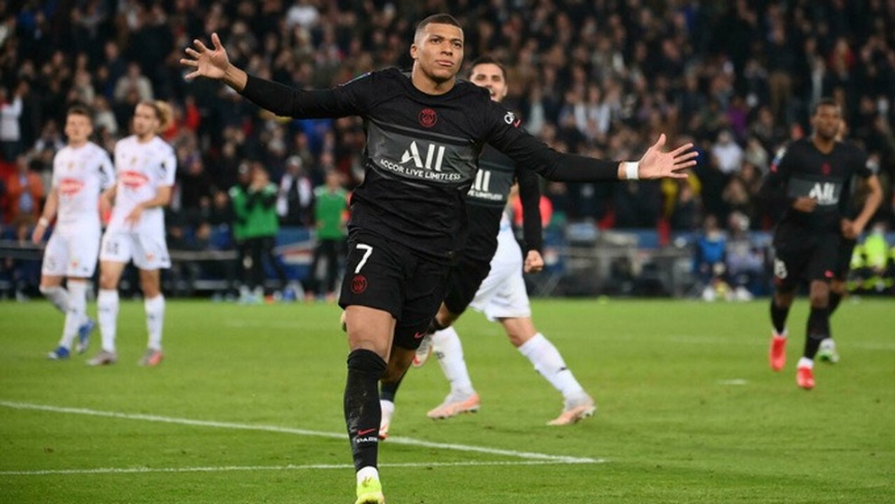 Vắng Messi, Mbappe tỏa sáng giúp PSG ngược dòng đánh bại Angers - 5 Vắng Messi, Mbappe tỏa sáng giúp PSG ngược dòng đánh bại Angers - 5