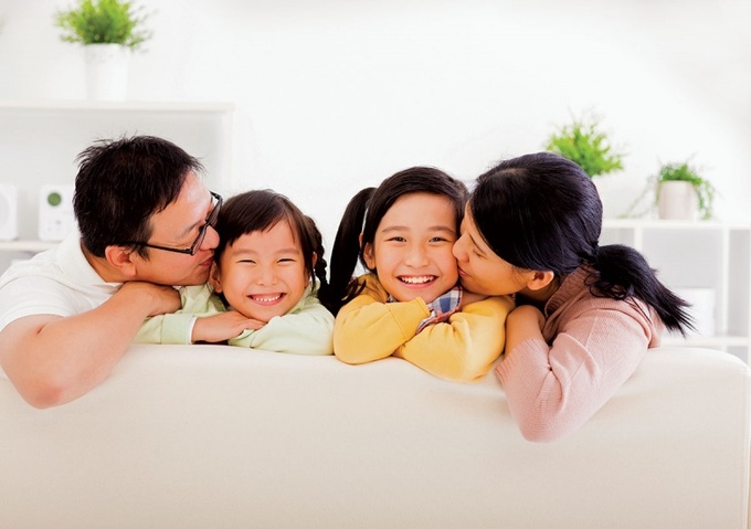 Asian-Family-with-kids-1