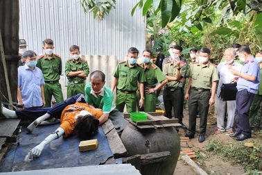 Dùng đá mài dao đánh chết bạn nhậu rồi... đi ngủ