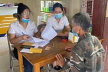 Được tăng lương ngay trước Tết, người hưu trí hưởng niềm vui kép