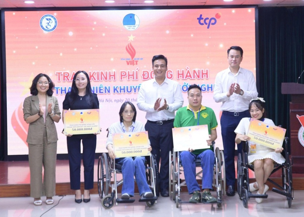 TCP Việt Nam tôn vinh 25 tấm gương nghị lực để tiếp năng lượng cho giới trẻ Việt - 1 TCP Việt Nam tôn vinh 25 tấm gương nghị lực để tiếp năng lượng cho giới trẻ Việt - 1