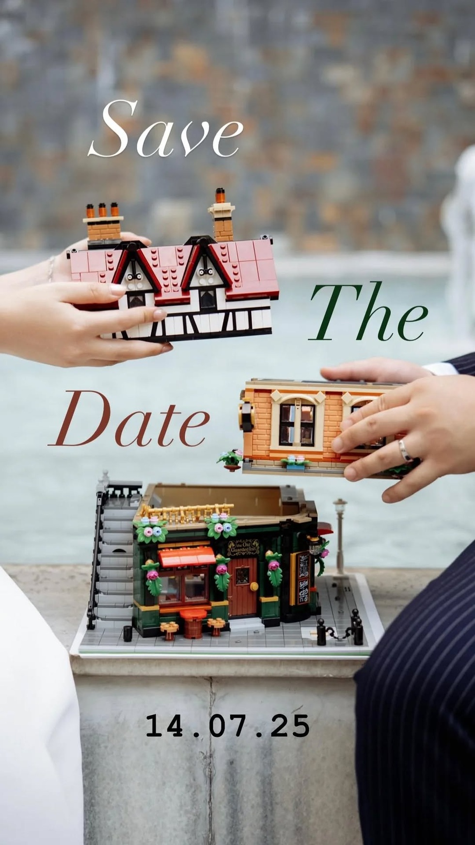 Cô dâu chú rể Hà Nội biến thú chơi đắt đỏ thành hoa, hộp nhẫn trong lễ cưới - 4 Cô dâu chú rể Hà Nội biến thú chơi đắt đỏ thành hoa, hộp nhẫn trong lễ cưới - 4