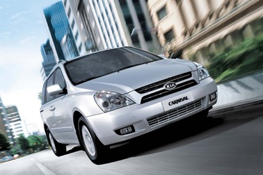 Trường Hải ra mắt Kia Carnival 2010