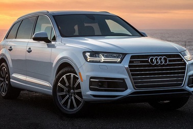 Audi Q7 thế hệ mới vừa ra mắt đã bị triệu hồi