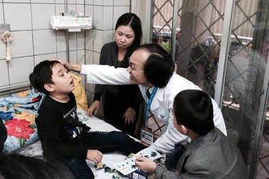 Bảo hiểm y tế hộ gia đình: Dân có chịu thiệt?