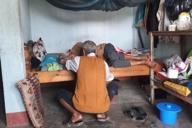 Cụ ông 93 tuổi đánh chết vợ 89 tuổi: Nỗi day dứt... 'tôi vô ý mà'