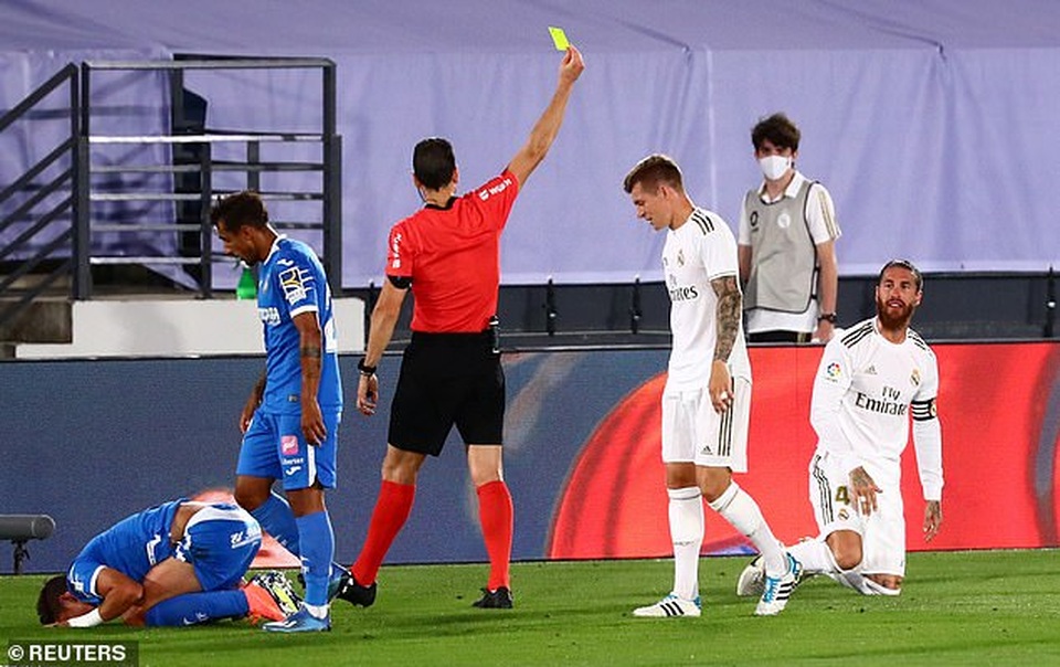 Ramos lập công, Real Madrid hạ Getafe và hơn Barcelona 4 điểm - 2 Ramos lập công, Real Madrid hạ Getafe và hơn Barcelona 4 điểm - 2