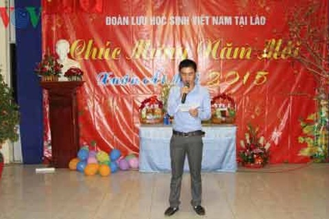 Lưu học sinh Việt Nam tại Lào đón Tết cổ truyền Ất Mùi