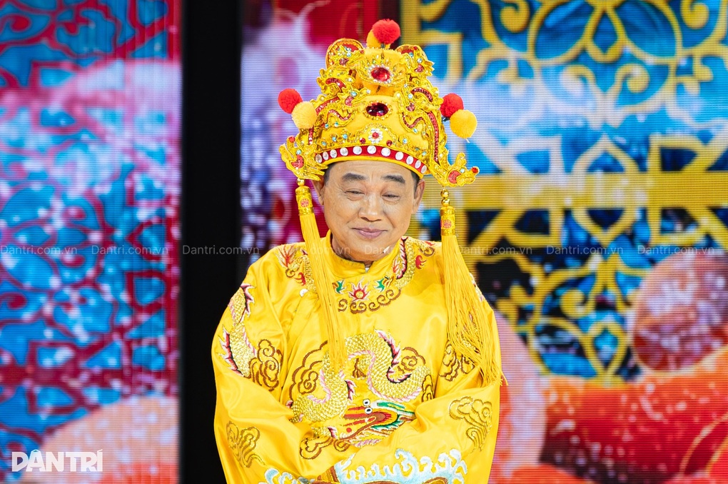 NSND Quốc Khánh nói về việc chưa lấy vợ, được bạn bè khen phóng khoáng - 2 NSND Quốc Khánh nói về việc chưa lấy vợ, được bạn bè khen phóng khoáng - 2
