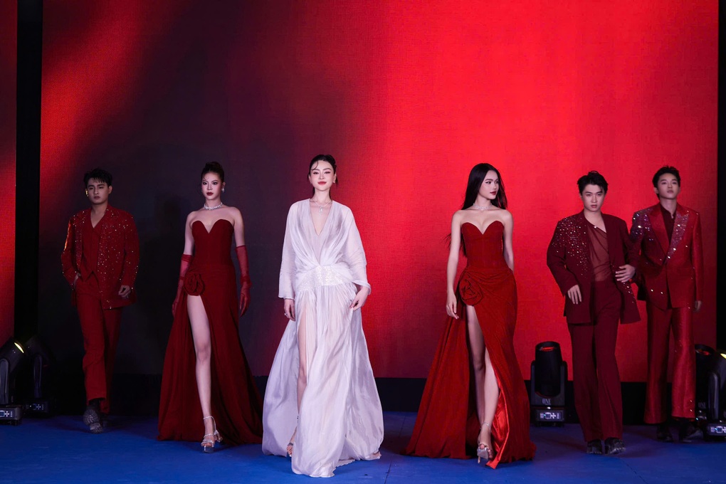 Học trò Hoa hậu Lý Kim Thảo đoạt quán quân Gương mặt Đại sứ sinh viên 2025 - 1