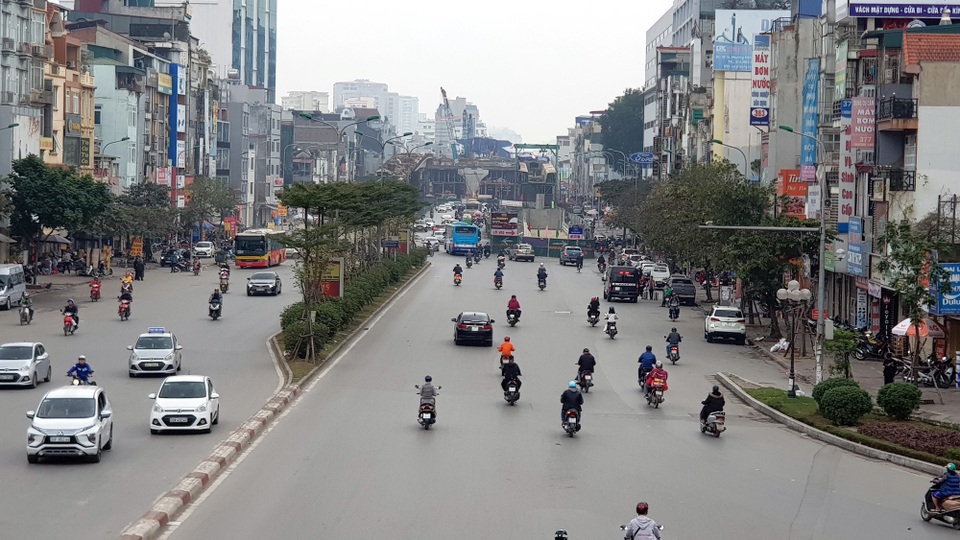 Giao thông Hà Nội “hạ nhiệt” ngày đầu kỳ nghỉ Tết - 12 Giao thông Hà Nội “hạ nhiệt” ngày đầu kỳ nghỉ Tết - 12