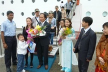 Gần 2.000 du khách quốc tế “xông đất” Đà Nẵng